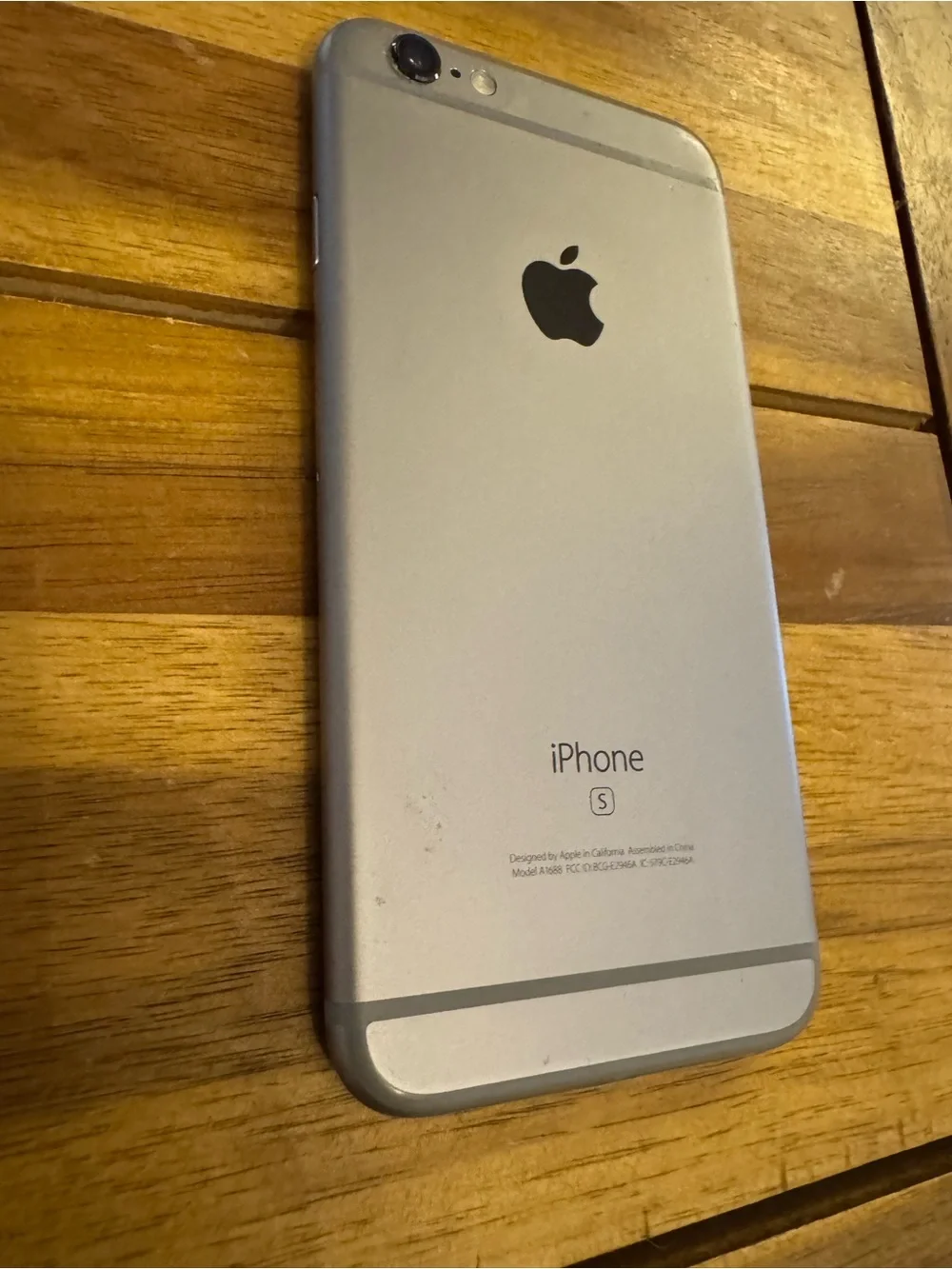 Apple iPhone 6s Silver with Original Box